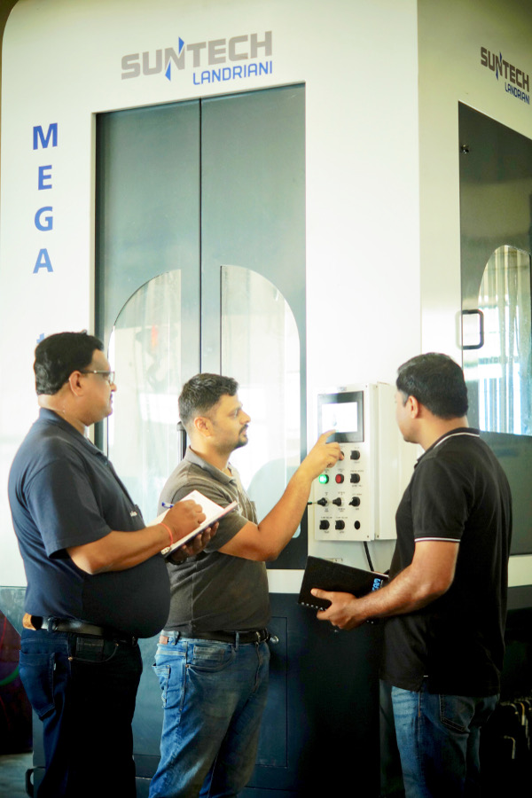 after_sales_training_600x900